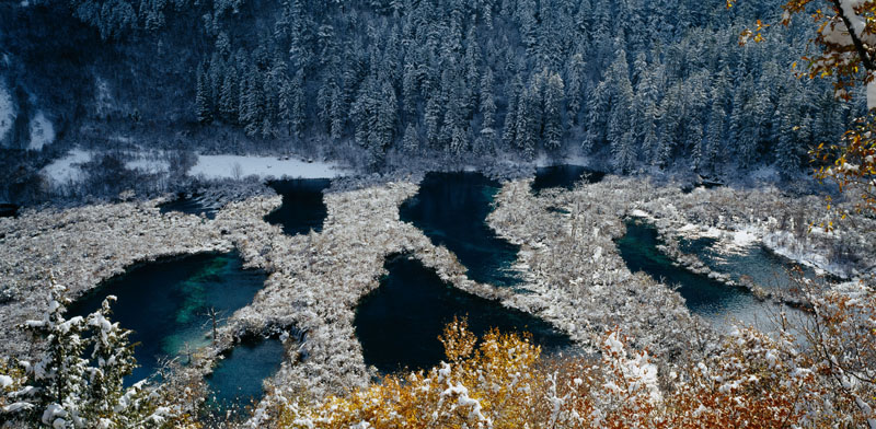 Jiuzhaigou National Park (pic3) Called Dzitsa Degu in Tibetan, Jiuzhai Valley or Jiuzhaigou National Park(pic3)