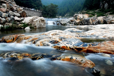 Mount Tai :Taohuayu Sightseeing Route (pic3) Mount Tai :Taohuayu Sightseeing Route (pic3)